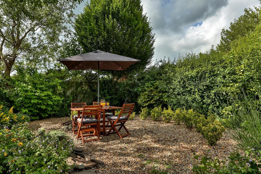 The Coach House Brecon Hotell Eksteriør bilde